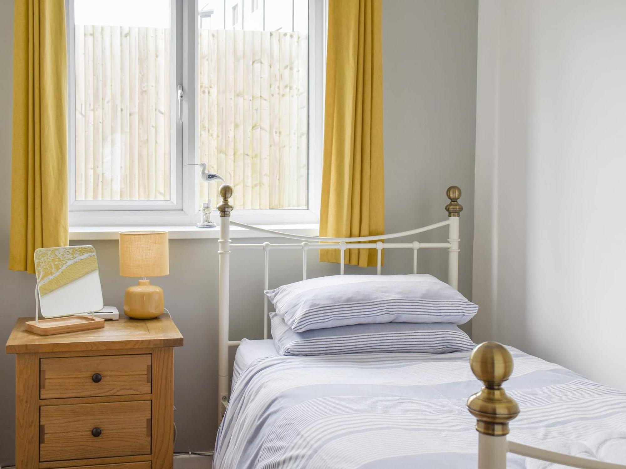 Beach Cottage Benllech Bagian luar foto